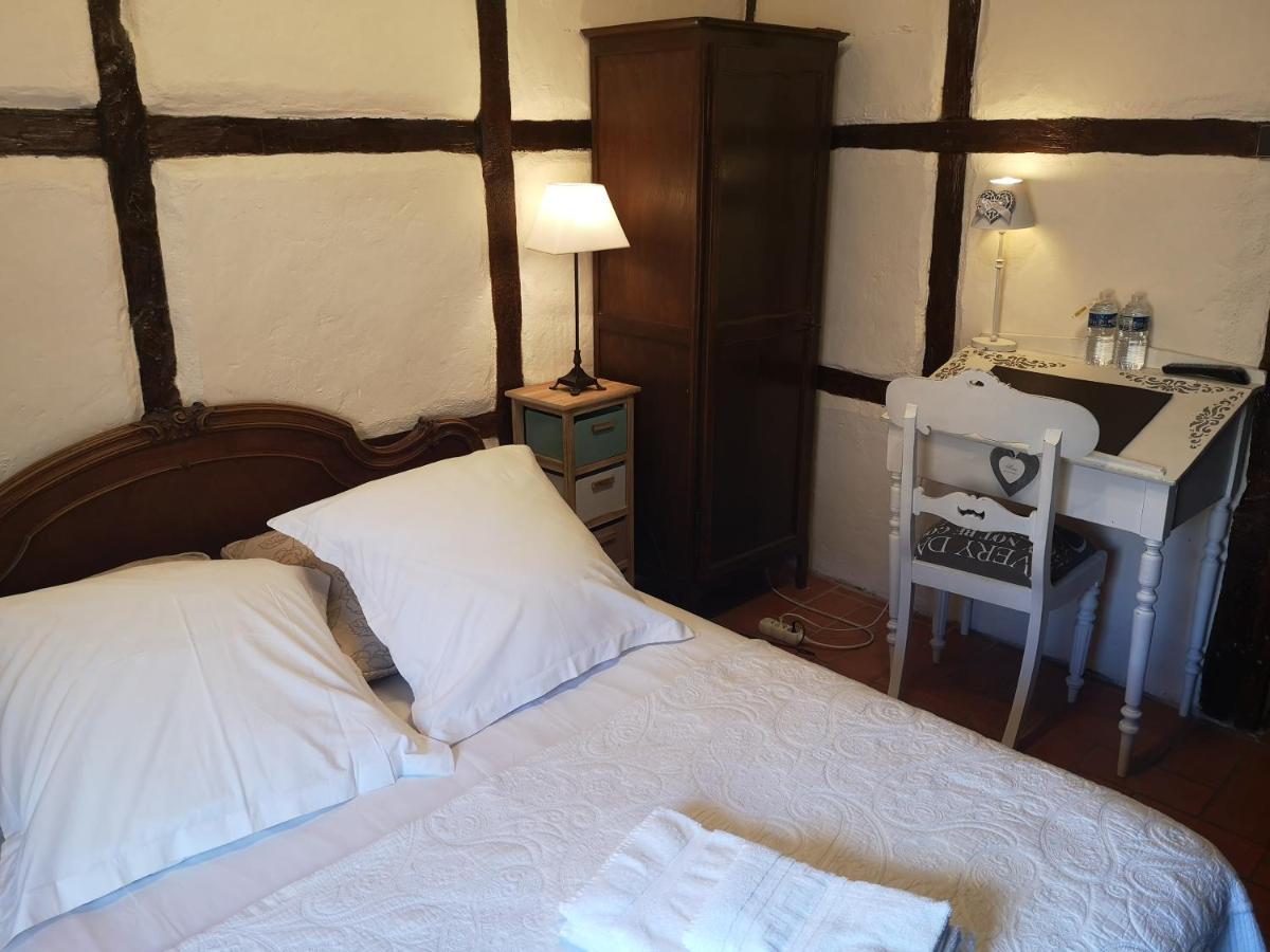 Il Etait 1 Fois Hotell Piolenc Eksteriør bilde