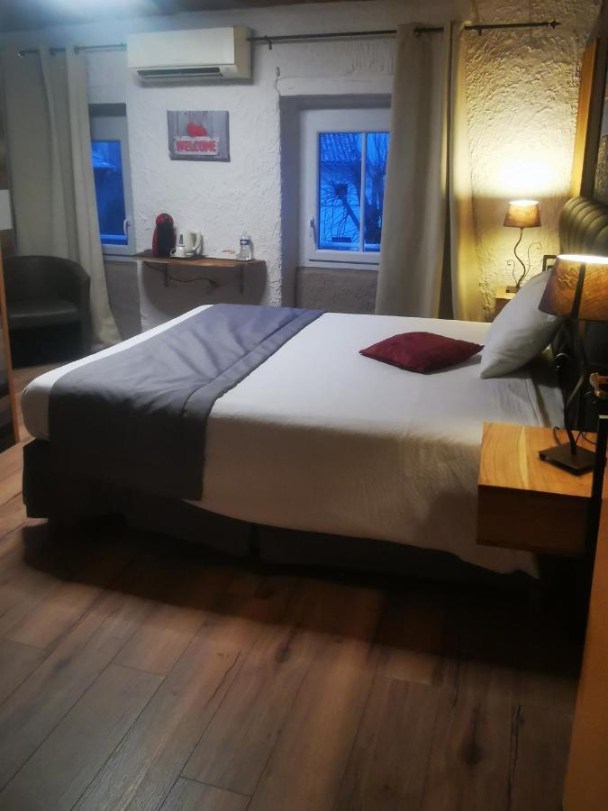 Il Etait 1 Fois Hotell Piolenc Eksteriør bilde
